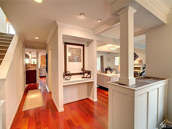 3rd image of 8801 Latona Ave NE