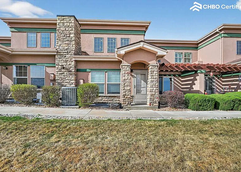 Furnished Rental in Commerce City, CO