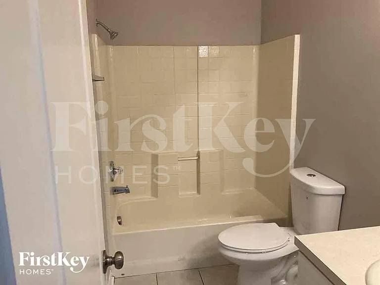 10108 Perthshire Cir — Photo 11
