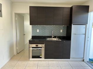 301 SW 9th Ter #1, Hallandale, FL 33009
