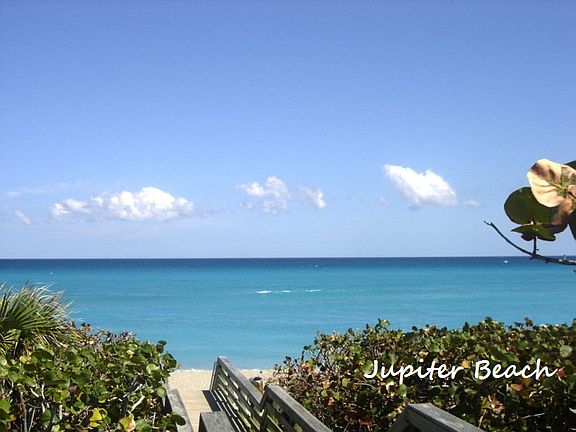 Minutes to the beach