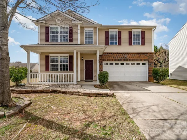 7409 Leahurst Ct, Matthews, NC 28105