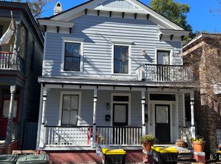 1413 Barnard St, Savannah, GA 31401