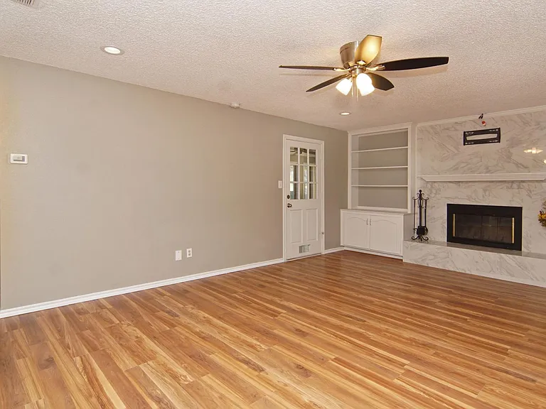 3710 Moselle Dr — Photo 7