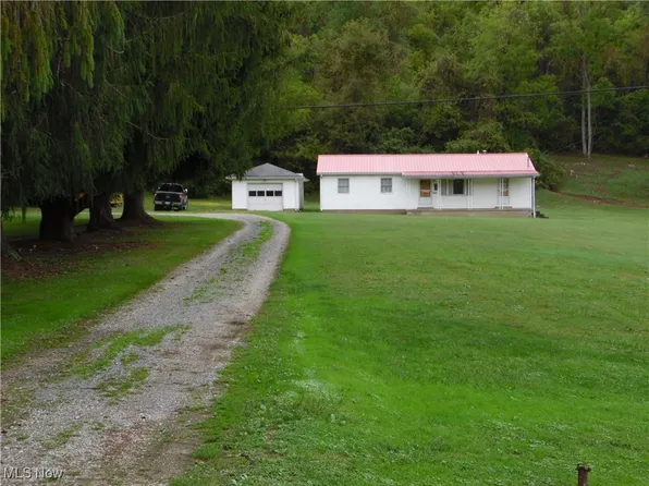 49525 State Route 7, Matamoras, OH 45767