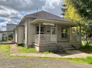 293 S Elm St, Canby, OR 97013