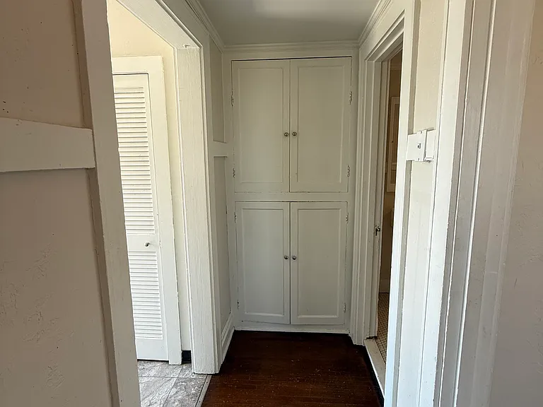 244 W 13th St #5 — Photo 7