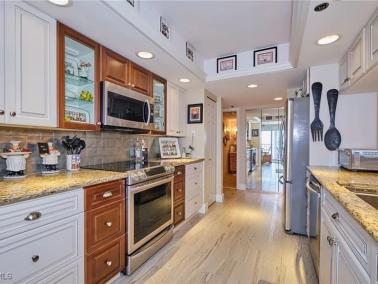 5550 Heron Point Dr #1601 — Photo 13