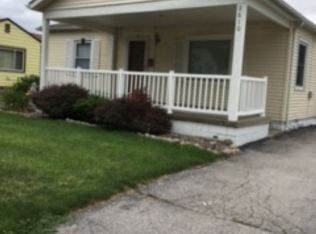 2610 39th Ave, Moline, IL 61265