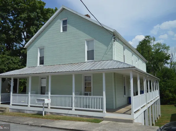 45 Middle St, Taneytown, MD 21787