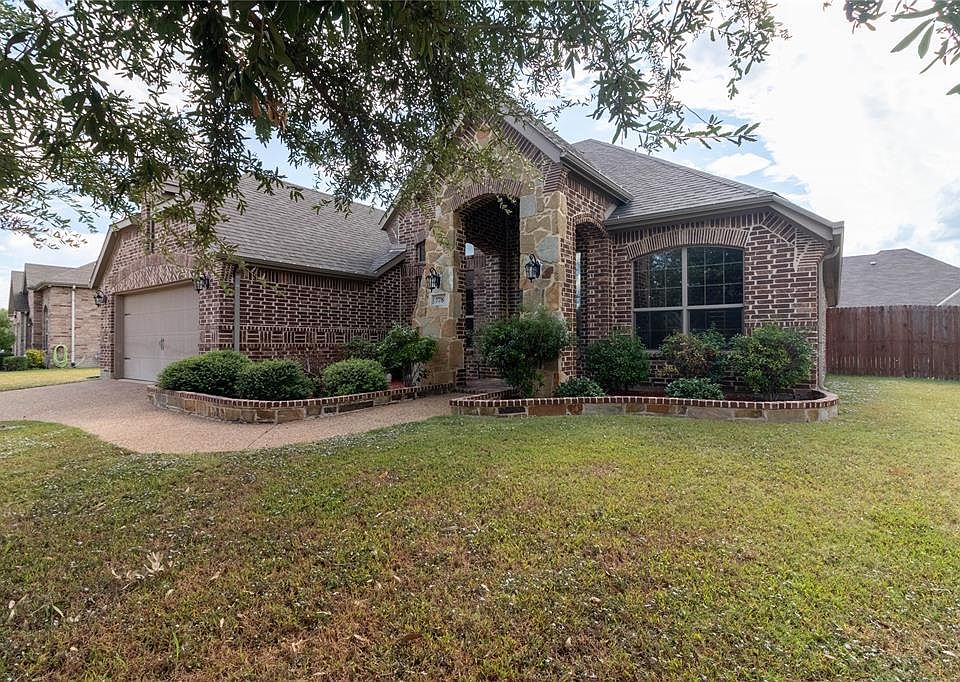 1st image of 778 Glen Hollow Trl