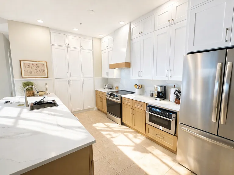 5781 Cape Harbour Dr #1504 — Photo 2