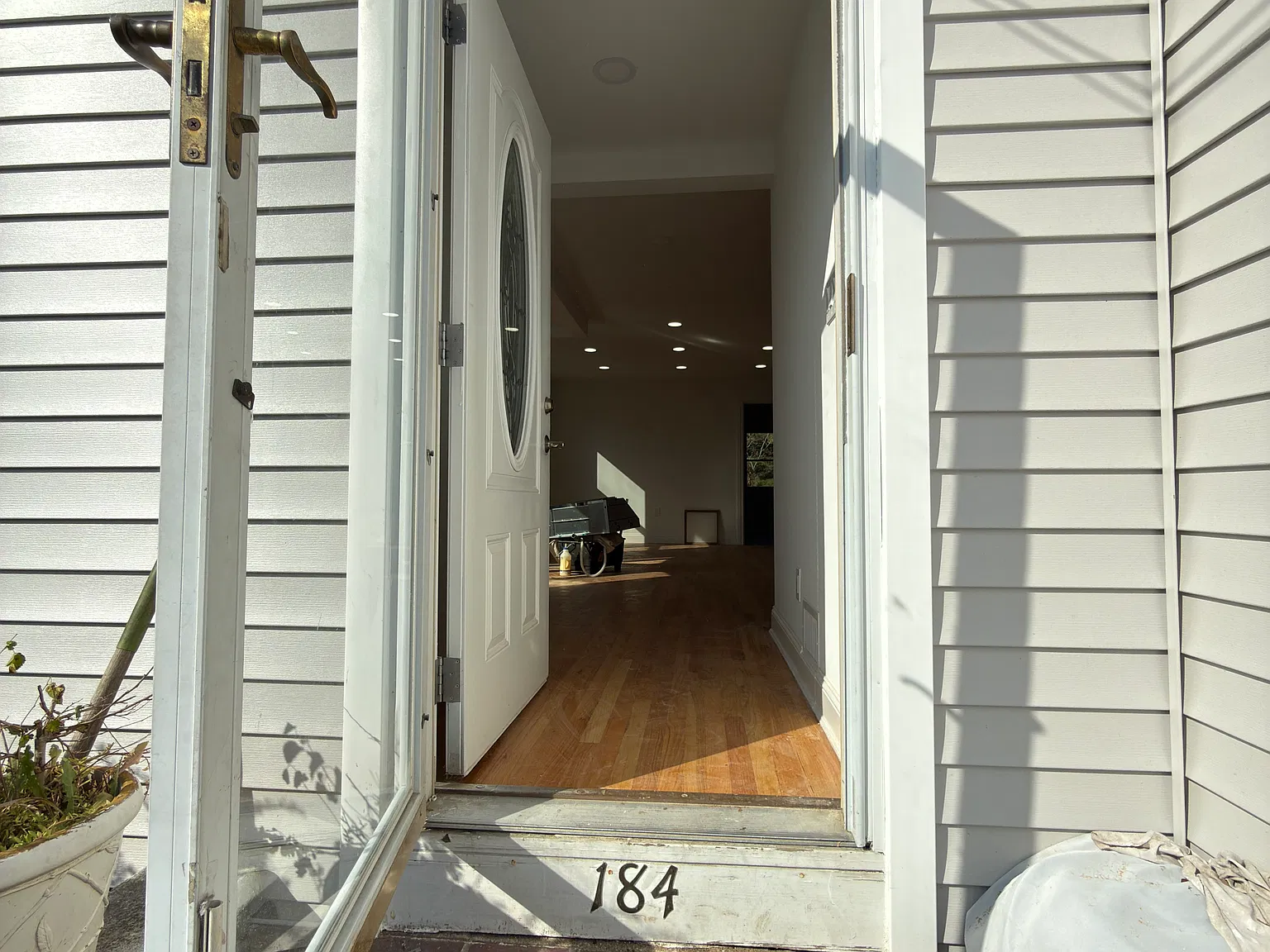 Mount Vernon Ave, Medford — Photo 1
