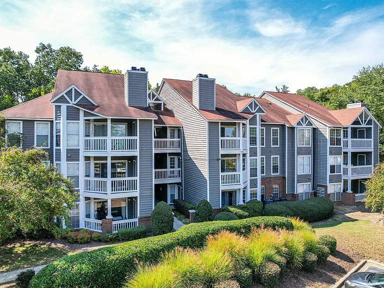 Canopy at Baybrook Apartments — Photo 29