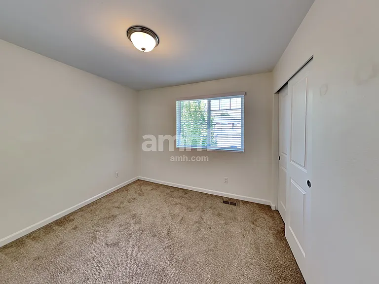 19105 18th Ave E — Photo 19