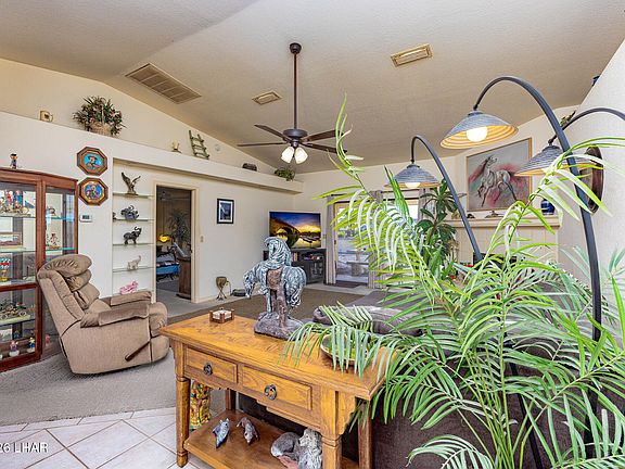4th image of 680 Apache Dr