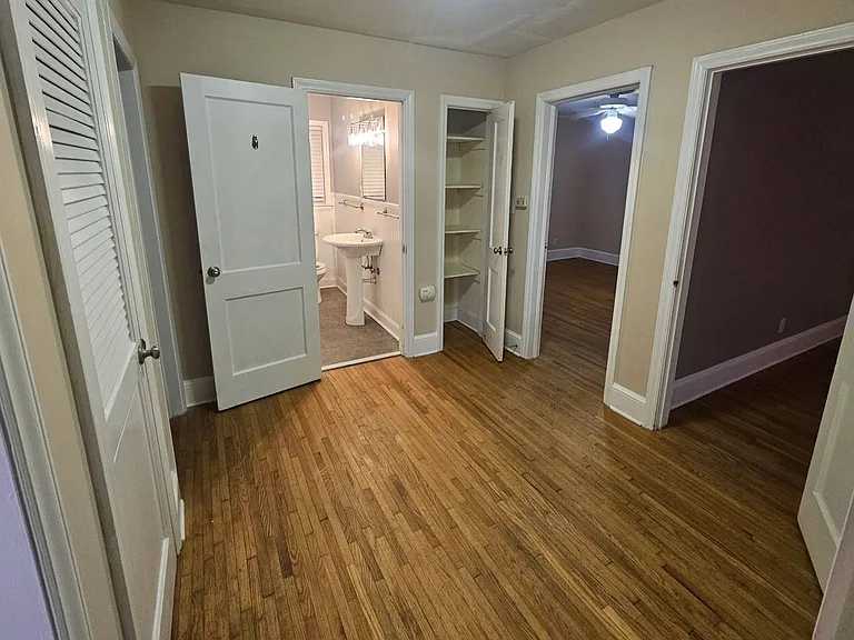 2039 Wilhelmina Ave — Photo 12