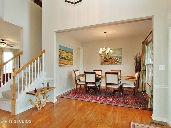 3rd image of 2930 Carrington Ct