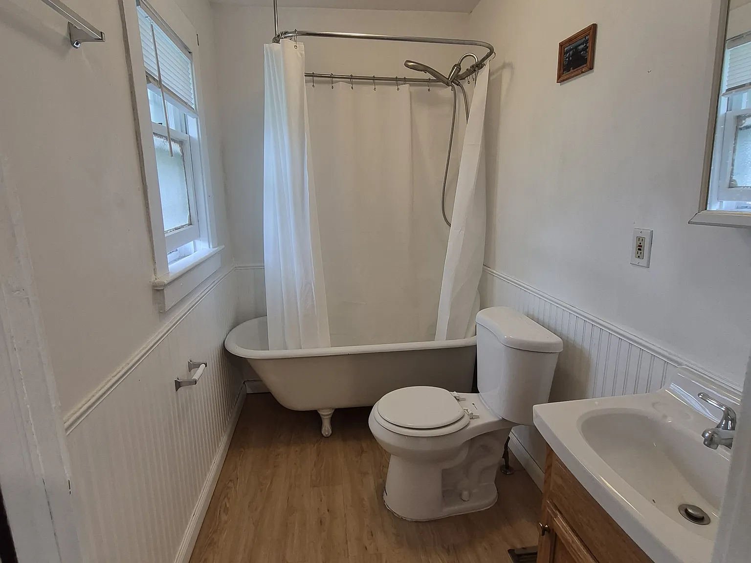 1 bed, 320 sqft, $1,200 — Photo 3