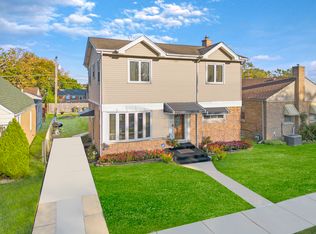 445 48th Ave, Bellwood, IL 60104