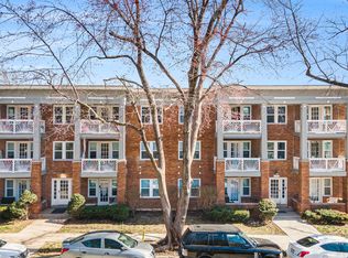 5047-5049 Wyandotte St #5047-1, Kansas City, MO 64112