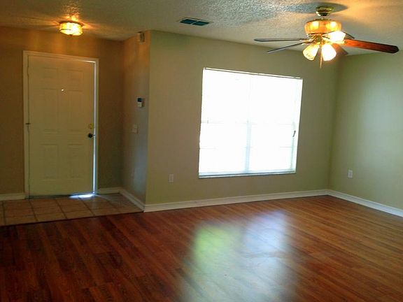 4th image of 131 Manoel Ln