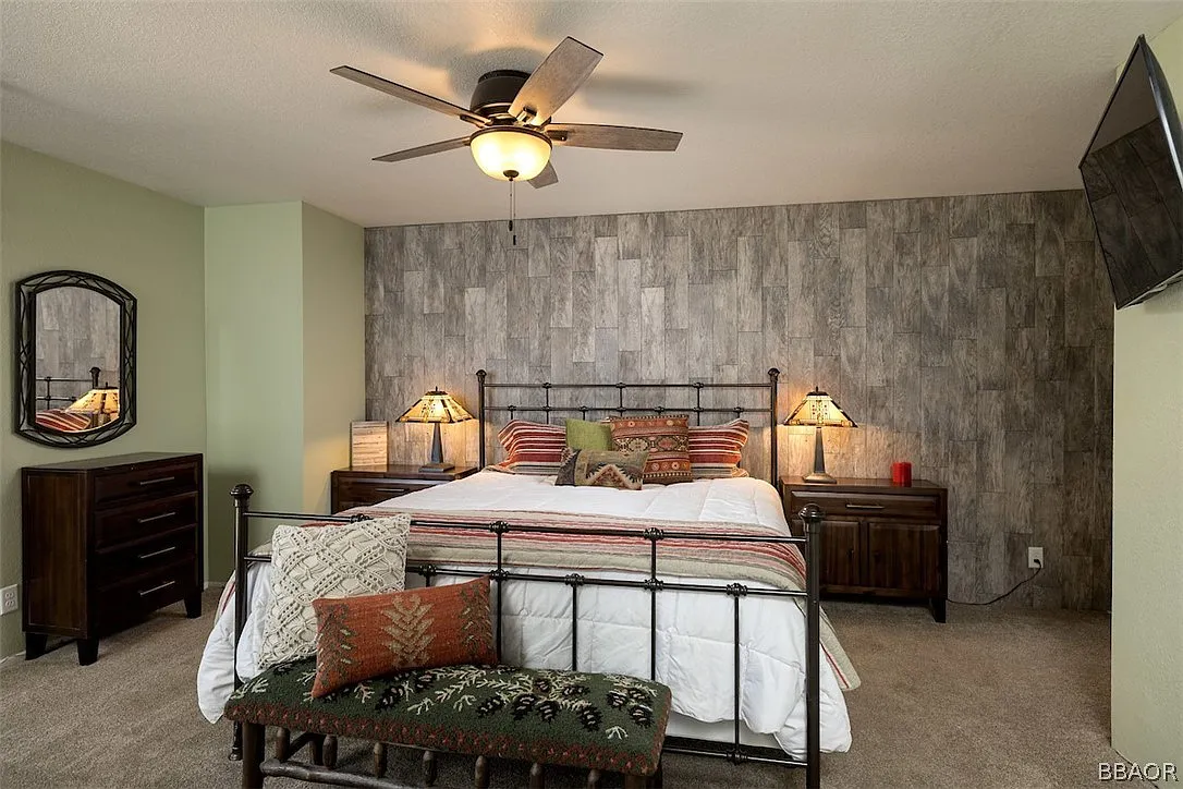 2 bed, 1200 sqft, $2,100 — Photo 3