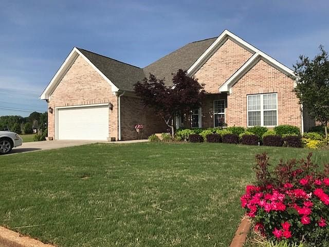 2412 Village Dr.
Please drive by only, do not disturb tenants