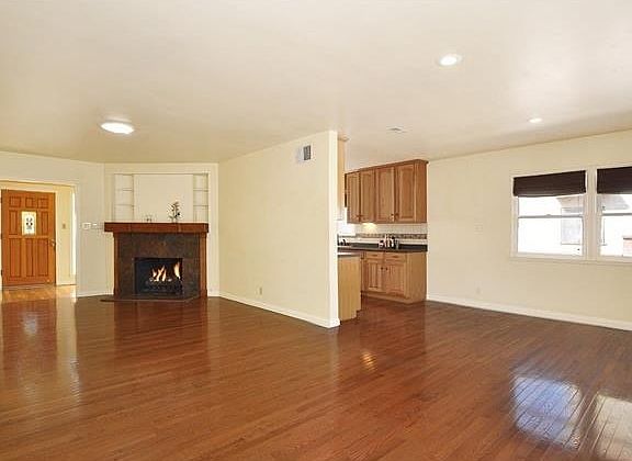2nd image of 3127 W 178th St