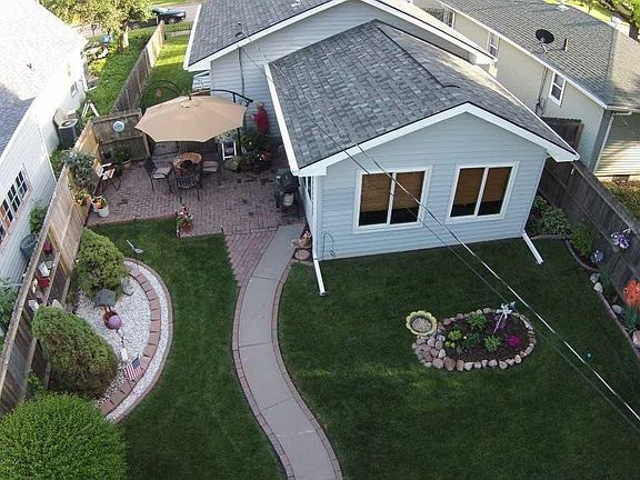 4th image of 1704 Avenue I