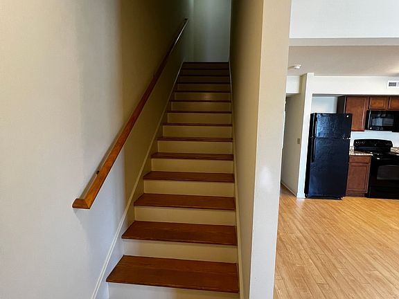 5th image of 117 Willowtree Ln