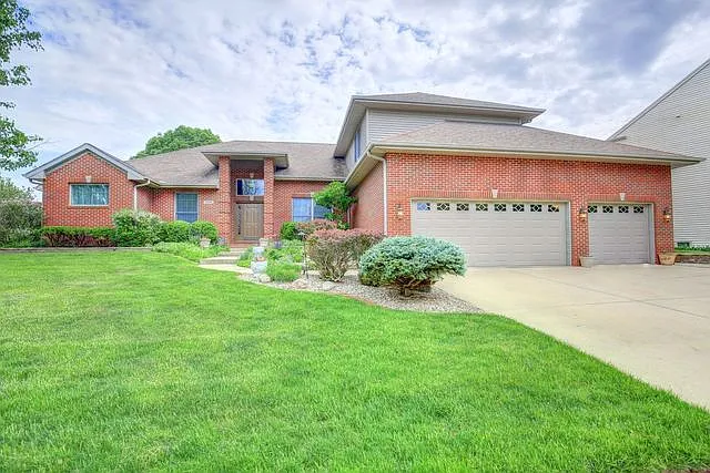 3106 Glenhill Pl photo 1