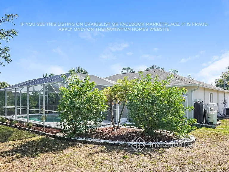 1823 Sadnet Ln — Photo 16