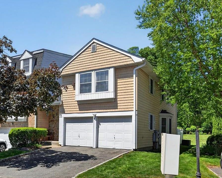 1st image of 88 Hidden Ridge Drive