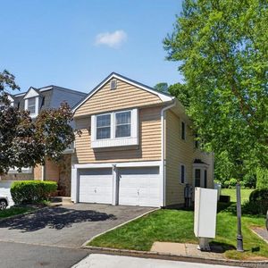88 Hidden Ridge Drive, Syosset, NY, 11791