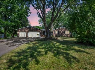 4635 Venus Rd, Uniontown, OH 44685