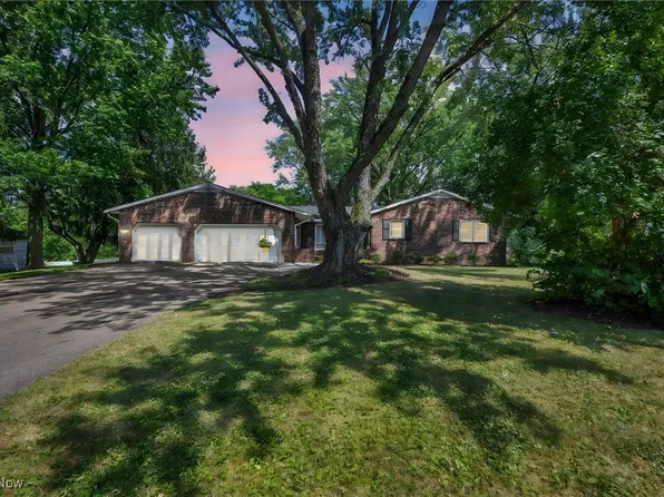 4635 Venus Rd, Uniontown, OH 44685