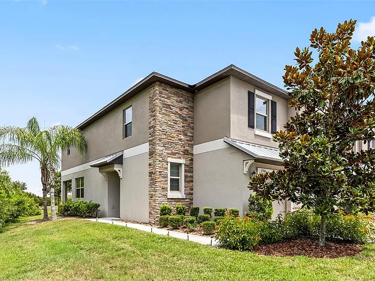 15504 Florence Hollow Pl — Photo 2