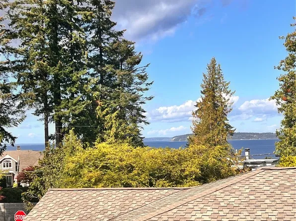 9204 Olympic View Drive, Edmonds, WA 98020