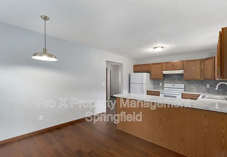 3119 W Water St — Photo 9