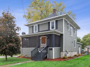 814 3rd St SW, Waseca, MN 56093