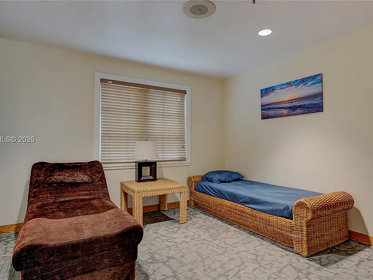 4000 Towerside Ter #908 — Photo 29