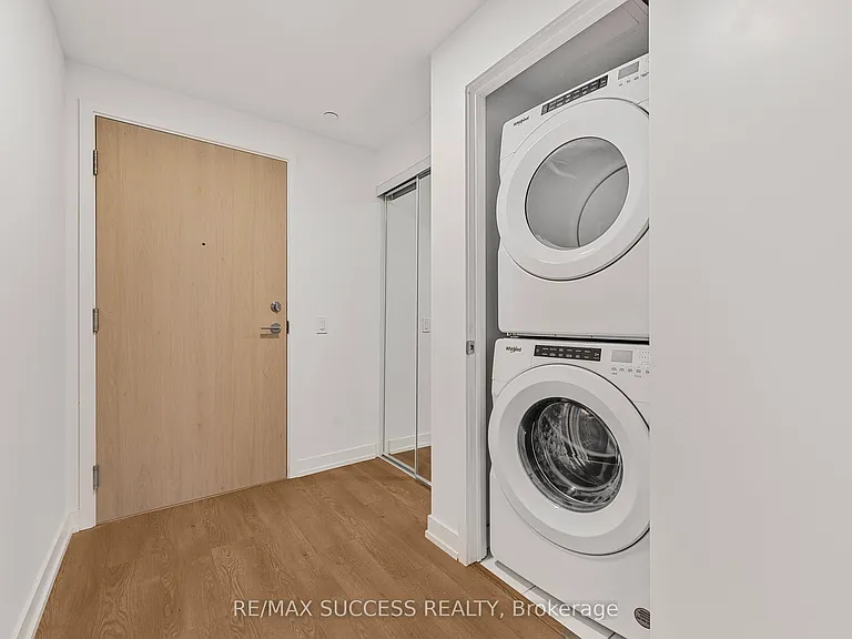 181 Sheppard Ave E #718 — Photo 5