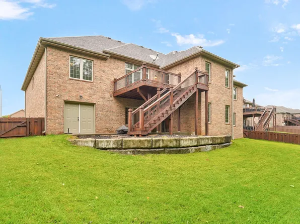 2342 W Darby Street, Springfield, MO 65810