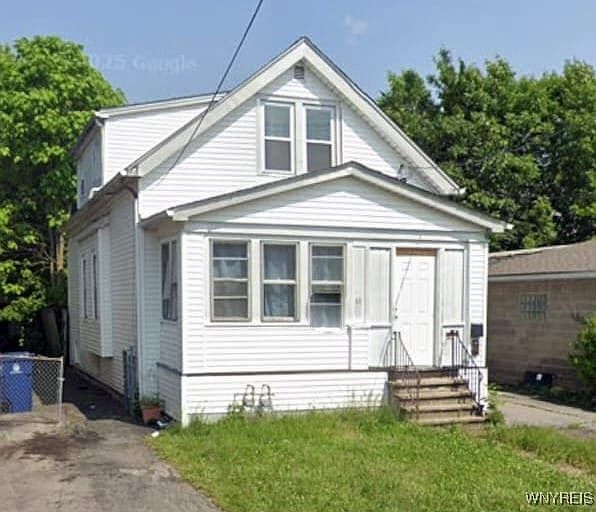 1st image of 13 Sprenger Ave