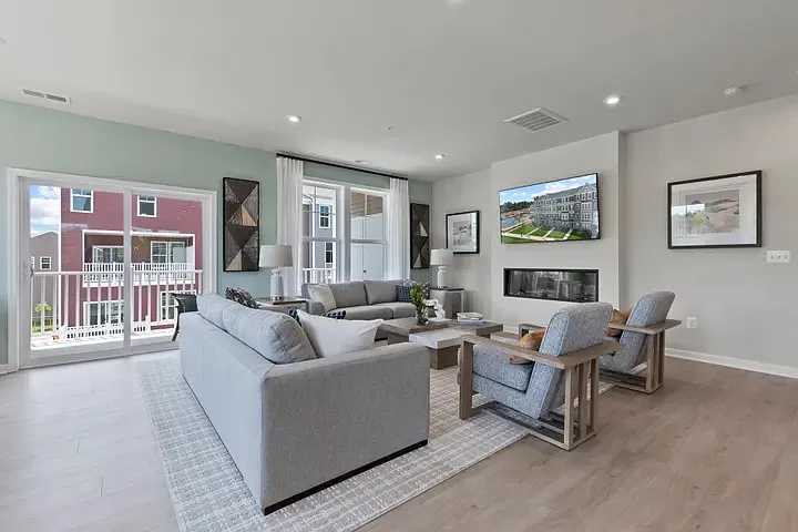 9008 Milton Mill Dr #B — Photo 16