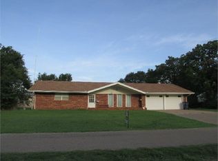 520 S Prospect Ave, Meno, OK 73760
