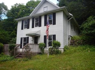 70 Dean Rd, Dalton, PA 18414