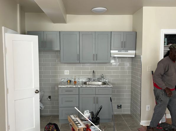 4725-4727 Chester Ave #A2