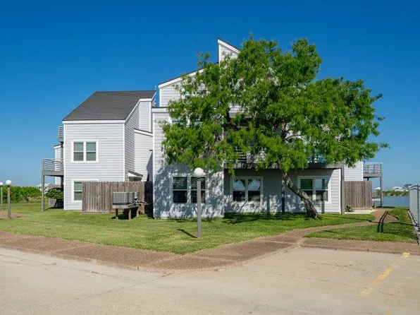 1001 Cape Velero Dr APT A-3, Rockport, TX 78382
